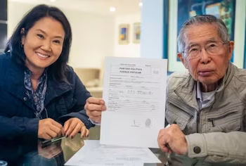 El Gobierno Regional y Agetic certifican a más de 200 estudiantes que culminaron los cursos de robótica y ofimática