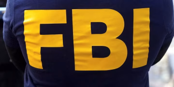 El hijo del hombre que planeó asesinar a Trump fue arrestado por poseer imágenes de pornografía infantil