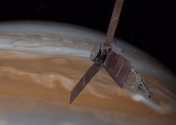 La sonda Juno de la NASA capturó la imagen de un “delfín” en la atmósfera de Júpiter