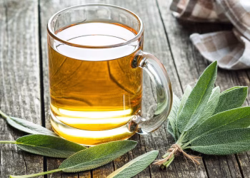 La infusión que mejora la memoria y el rendimiento del cerebro y reduce el colesterol