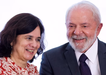 Ante la caída de su popularidad, Lula da Silva anunció cambios en su Gabinete