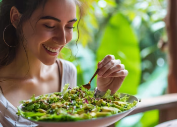 Cuál es la dieta más eficaz para un envejecimiento saludable, según Harvard