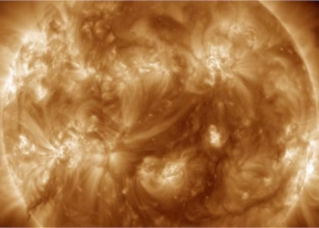 La Tierra estuvo a punto de ser impactada por una tormenta solar de clase X1.1, dicen científicos