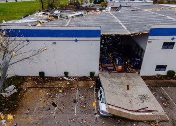 Al menos 18 muertos por las tormentas y tornados en el sur y medio oeste de Estados Unidos