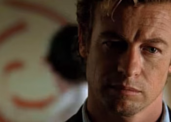 Cómo luce Simon Baker, el mítico actor de El Mentalista a los 55 años