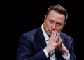 La advertencia que hizo Elon Musk sobre la IA en 2016 y que ahora estaría por ocurrir