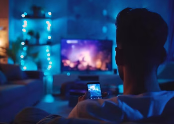 Conoce la forma más fácil de proyectar la pantalla de un celular Android a un televisor