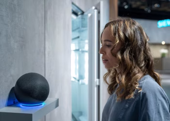 Evita filtraciones: pasos clave para restringir el acceso de terceros en Alexa, Google Assistant y Siri