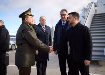 Zelensky se reunirá con Marco Rubio en la antesala a las nuevas negociaciones trilaterales por la paz en Ucrania