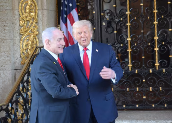 Netanyahu en a la Casa Blanca para reunirse con Donald Trump y abordar la estrategia conjunta frente a Irán