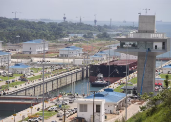 El estrecho de Ormuz no es el único punto débil del comercio mundial