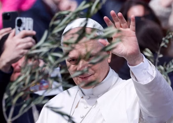 León XIV abrió la Semana Santa con un llamado a la paz: “¡Depongan las armas, recuerden que son hermanos!”