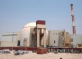 Rusia evacuó a 108 de sus trabajadores de la central nuclear de Bushehr en Irán ante la escalada de tensiones