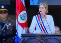 Laura Fernández asume como la presidenta número 50 de Costa Rica y promete “mano dura” contra el crimen: “No me temblará el pulso”