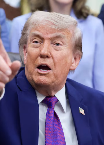 Trump dijo que el alto el fuego con Irán tiene “1% de posibilidades de vivir” y prometió una “victoria total”