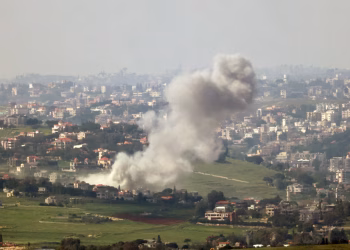 Israel ordenó nuevas evacuaciones en el sur de Líbano mientras amplía su ofensiva contra el grupo terrorista Hezbollah