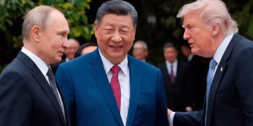 Trump dijo que su visita a China fue “más brillante” que la de Putin: qué diferencias hubo