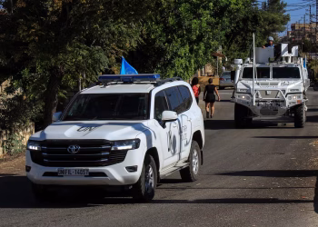 Un miembro de las fuerzas de paz de la ONU murió y dos resultan heridos en el sur de Líbano