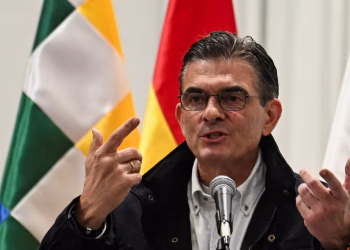 Rodrigo Paz dijo que en algunas zonas de Bolivia los bloqueos fueron levantados, pero en otras aumentan
