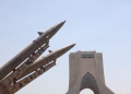 Irán amenazó con “ataques devastadores” contra bases de EEUU si Washington “comete un error”