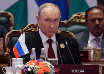 El Kremlin no descartó un regreso a las negociaciones con Ucrania y EEUU en octubre, aunque puso condiciones