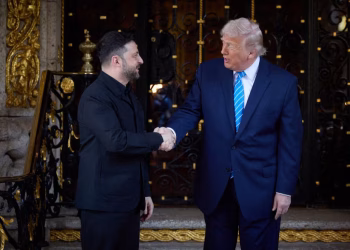 Zelensky confía en reanudar en septiembre las conversaciones de paz con Rusia y EEUU